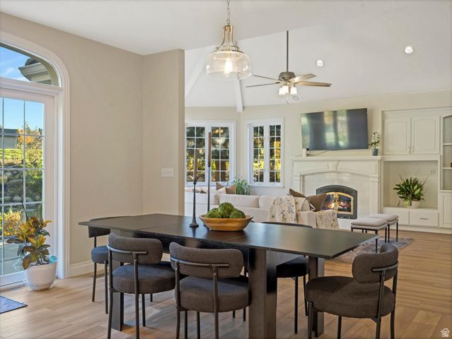 7641 S MARY ESTHER CIR, Sandy, UT 84093