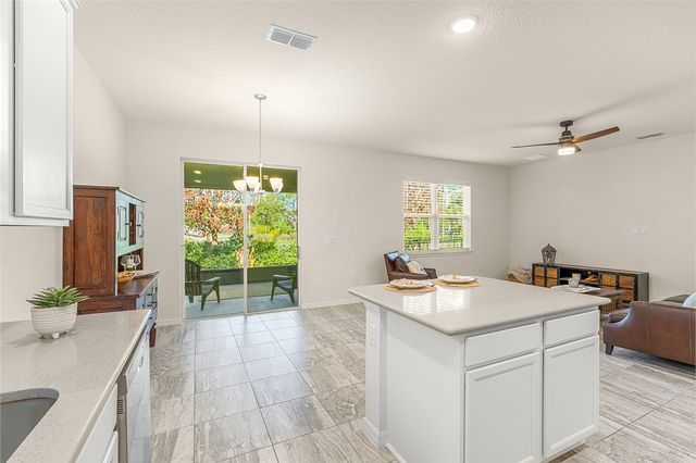 368 Sandcrest Circle, Sebastian, FL 32958