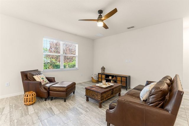 368 Sandcrest Circle, Sebastian, FL 32958