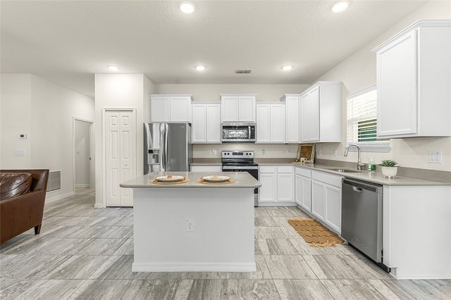 368 Sandcrest Circle, Sebastian, FL 32958