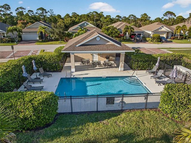 368 Sandcrest Circle, Sebastian, FL 32958