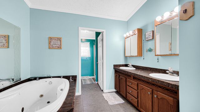 14805 W 109th Avenue, Dyer, IN 46311