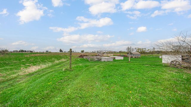 14805 W 109th Avenue, Dyer, IN 46311
