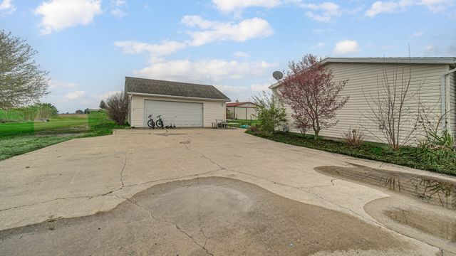 14805 W 109th Avenue, Dyer, IN 46311