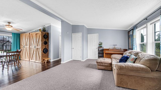 14805 W 109th Avenue, Dyer, IN 46311