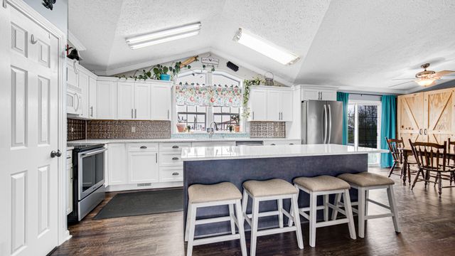 14805 W 109th Avenue, Dyer, IN 46311