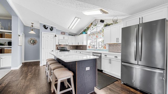 14805 W 109th Avenue, Dyer, IN 46311