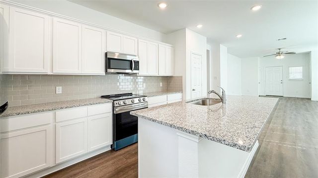 821 Stoney Point Lane, Dayton, TX 77535