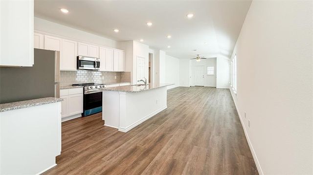821 Stoney Point Lane, Dayton, TX 77535