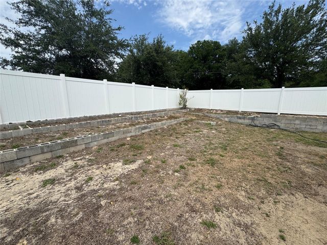 906 CHESTNUT DRIVE, Fruitland Park, FL 34731