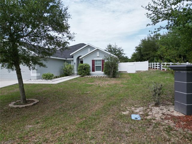 906 CHESTNUT DRIVE, Fruitland Park, FL 34731