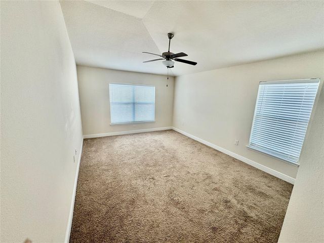 906 CHESTNUT DRIVE, Fruitland Park, FL 34731