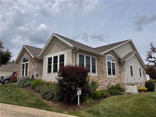 244 Woodbury Circle, Dalton, OH 44618