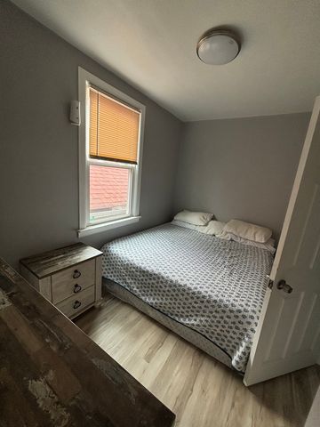 2249 N Long Avenue, Chicago, IL 60639