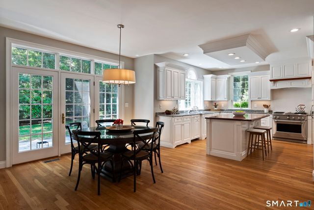 10 Langley Park, Farmington, CT 06032