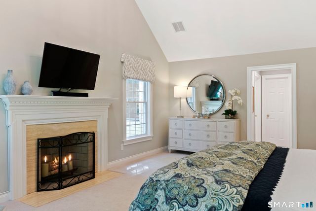 10 Langley Park, Farmington, CT 06032
