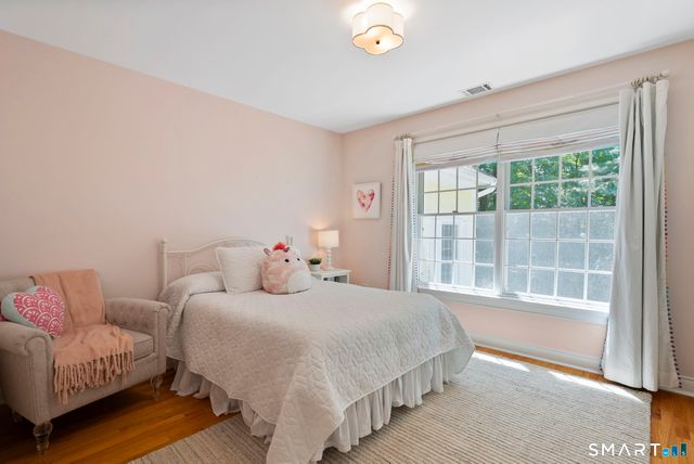 10 Langley Park, Farmington, CT 06032