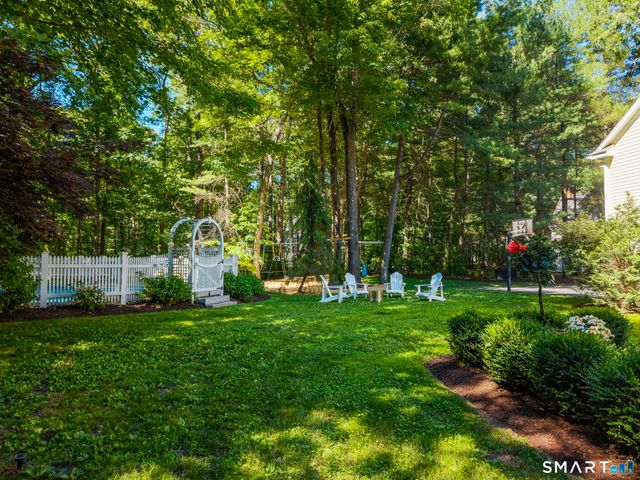 10 Langley Park, Farmington, CT 06032
