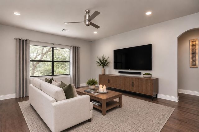 600 Caprock Canyon TRL, Georgetown, TX 78633
