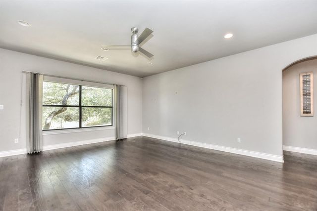 600 Caprock Canyon TRL, Georgetown, TX 78633