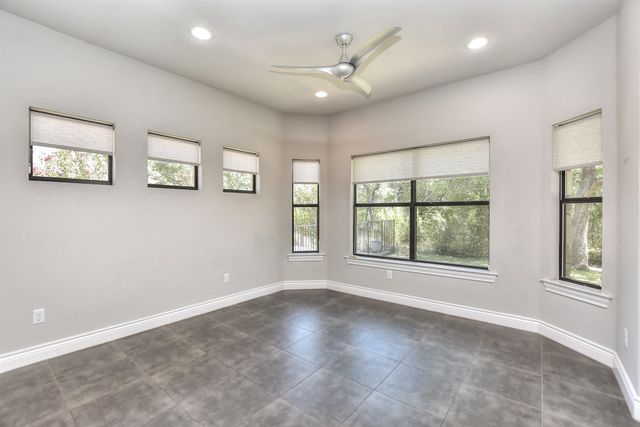 600 Caprock Canyon TRL, Georgetown, TX 78633