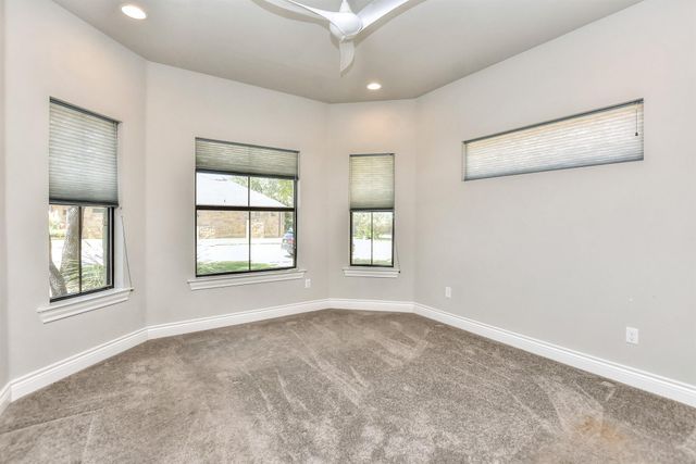 600 Caprock Canyon TRL, Georgetown, TX 78633