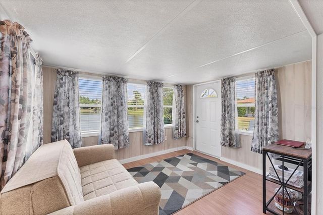 2905 51ST AVENUE W, Bradenton, FL 34207