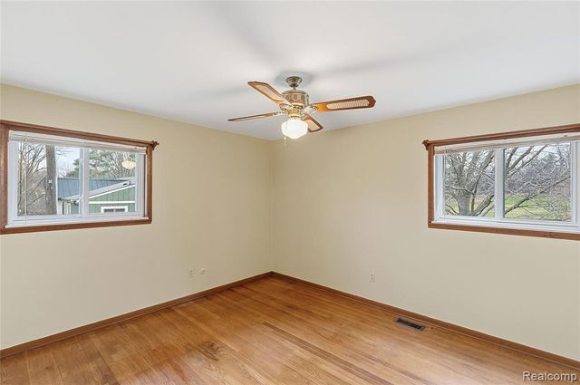 116 Whims Lane, Rochester, MI 48306