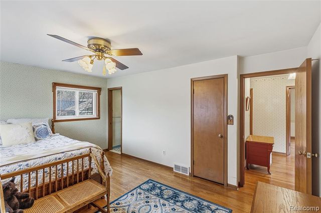 116 Whims Lane, Rochester, MI 48306