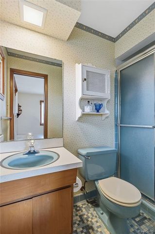 116 Whims Lane, Rochester, MI 48306