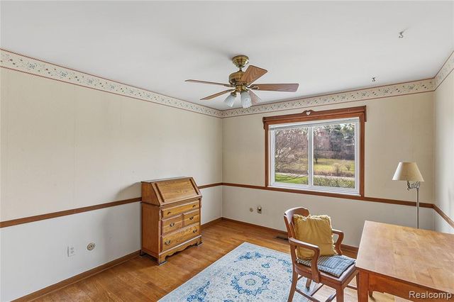 116 Whims Lane, Rochester, MI 48306