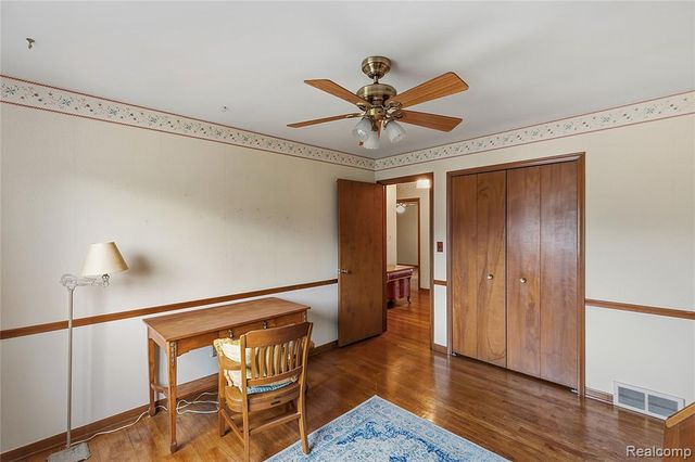 116 Whims Lane, Rochester, MI 48306