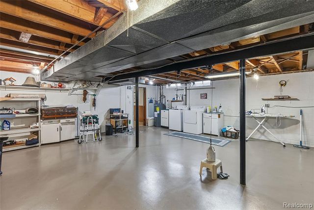 116 Whims Lane, Rochester, MI 48306