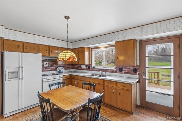 116 Whims Lane, Rochester, MI 48306