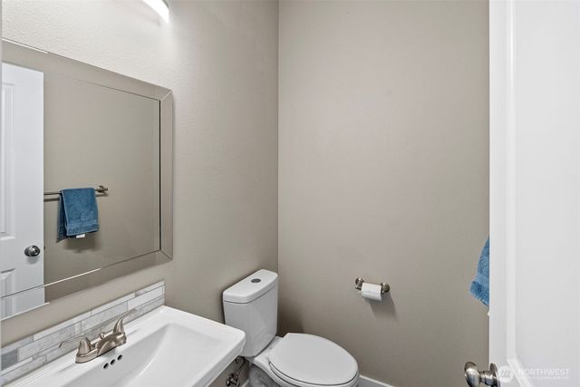 7634 E Montana Street, Port Orchard, WA 98366