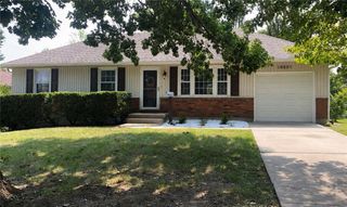 16601 E 41st Street S, Independence, MO 64055