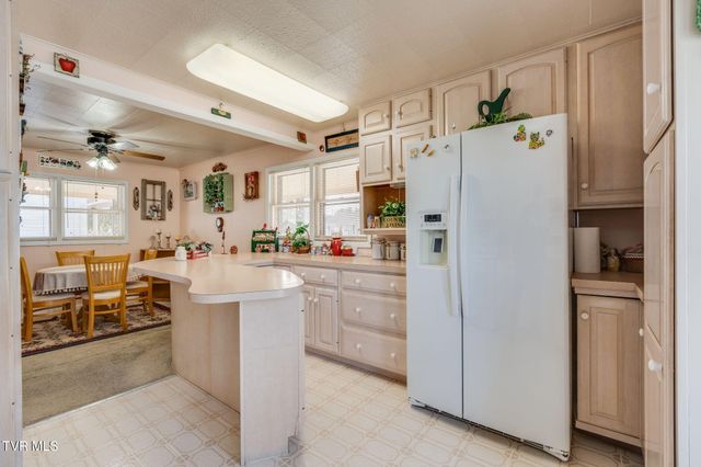 1556 Redwood Drive, Kingsport, TN 37664