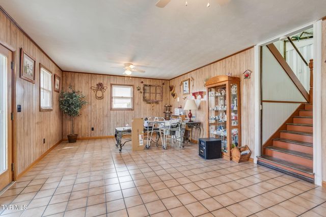 1556 Redwood Drive, Kingsport, TN 37664