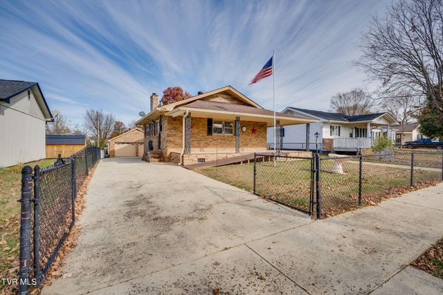 1556 Redwood Drive, Kingsport, TN 37664