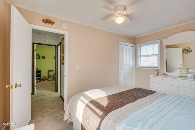 1556 Redwood Drive, Kingsport, TN 37664