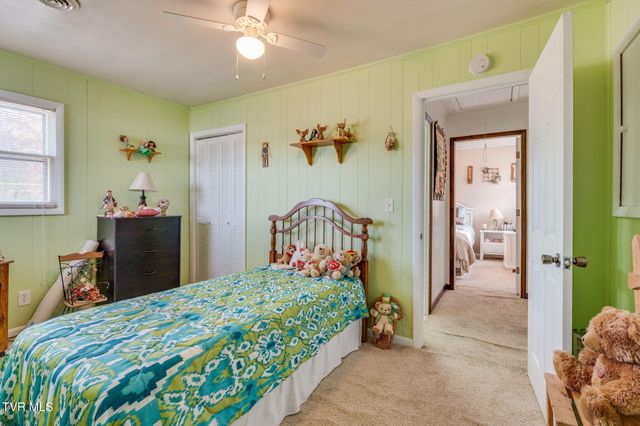 1556 Redwood Drive, Kingsport, TN 37664