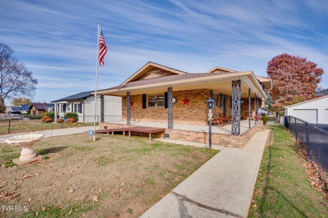 1556 Redwood Drive, Kingsport, TN 37664