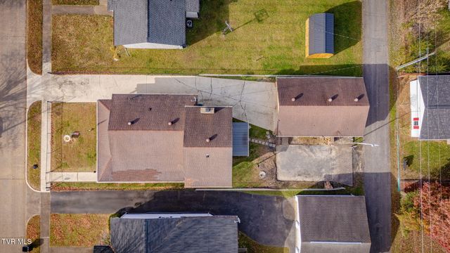 1556 Redwood Drive, Kingsport, TN 37664