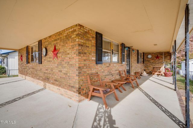 1556 Redwood Drive, Kingsport, TN 37664