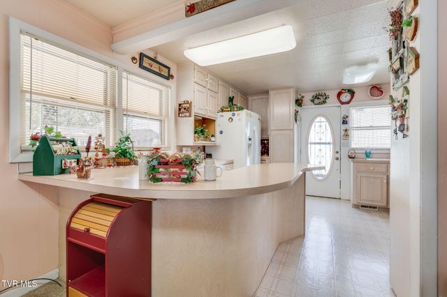 1556 Redwood Drive, Kingsport, TN 37664