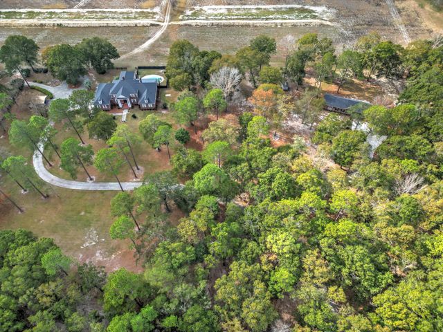 2257 Mt Carmel Road, Walterboro, SC 29488