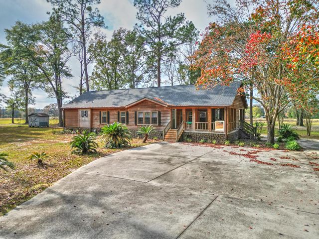2257 Mt Carmel Road, Walterboro, SC 29488