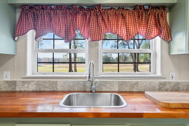 2257 Mt Carmel Road, Walterboro, SC 29488