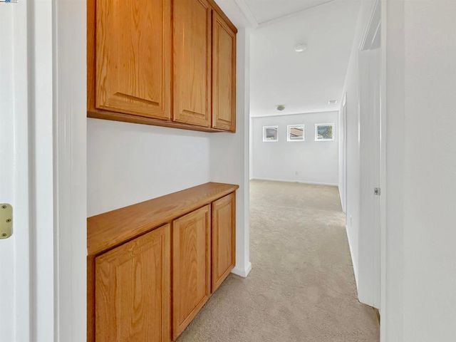 2352 Gretchen Elizabeth Ct, Tracy, CA 95377