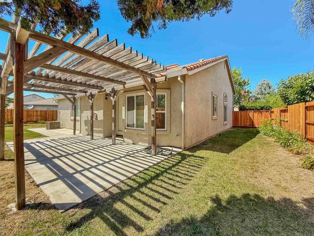 2352 Gretchen Elizabeth Ct, Tracy, CA 95377